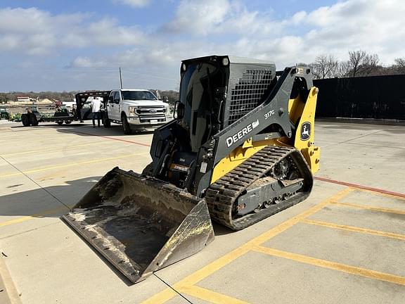 Image of John Deere 317G equipment image 2