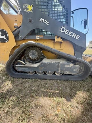 Image of John Deere 317G equipment image 1
