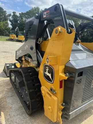 Image of John Deere 317G equipment image 1