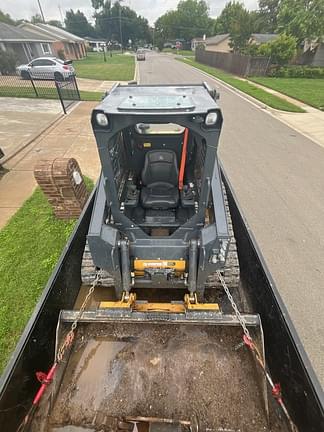 Image of John Deere 317G equipment image 3