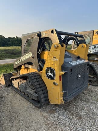 Image of John Deere 317G equipment image 2