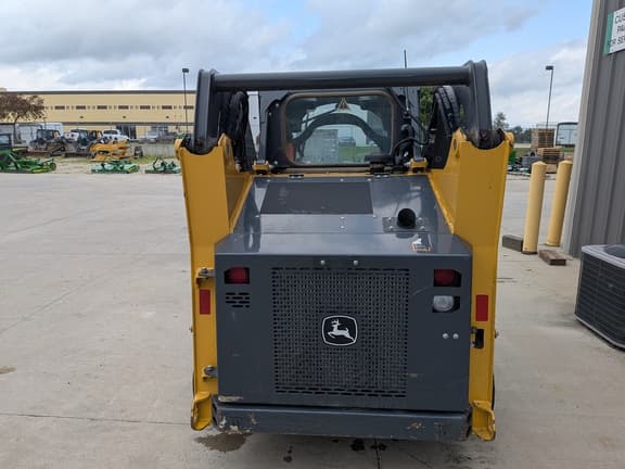 Image of John Deere 317G equipment image 4