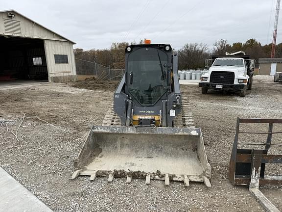 Image of John Deere 317G equipment image 2