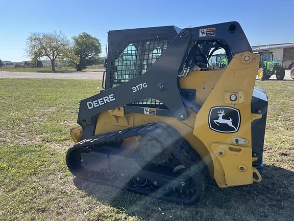 Image of John Deere 317G equipment image 3