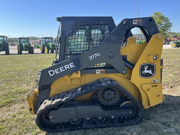 Image of John Deere 317G equipment image 2
