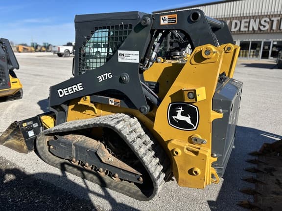 Image of John Deere 317G equipment image 1