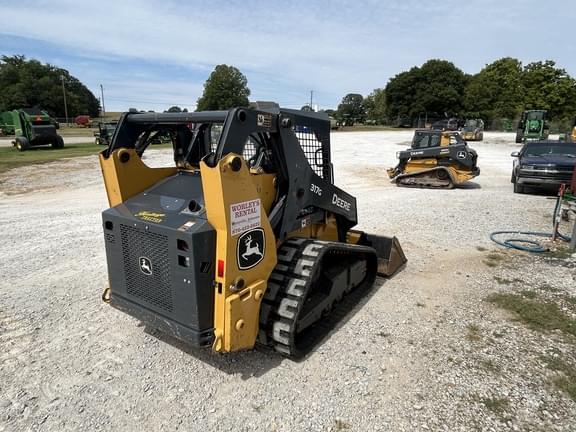 Image of John Deere 317G equipment image 4