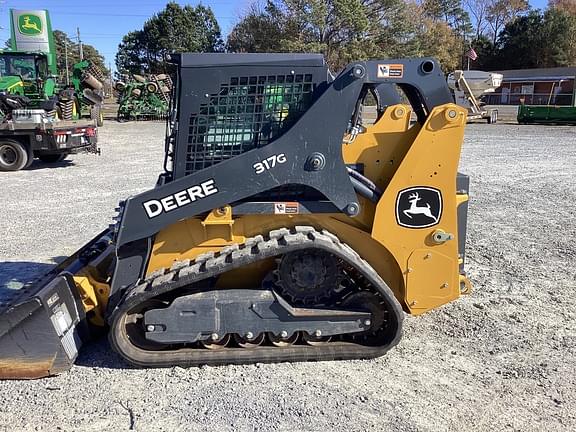 Image of John Deere 317G equipment image 1