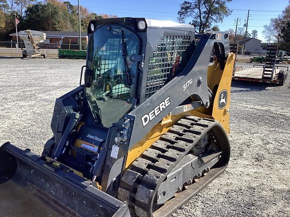 Image of John Deere 317G equipment image 2