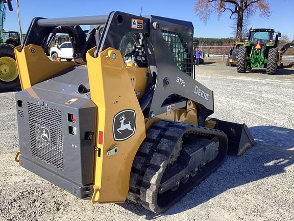 Image of John Deere 317G equipment image 4