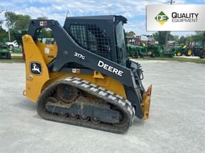 2023 John Deere 317G Image