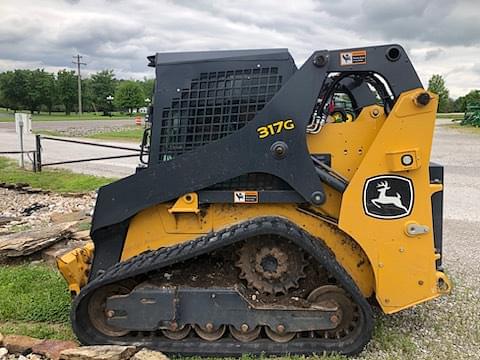 Image of John Deere 317G equipment image 2