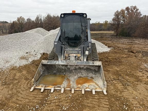 Image of John Deere 317G equipment image 1