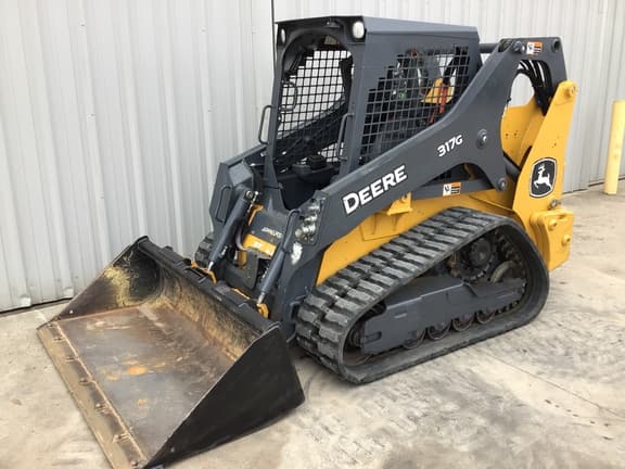 Image of John Deere 317G equipment image 2