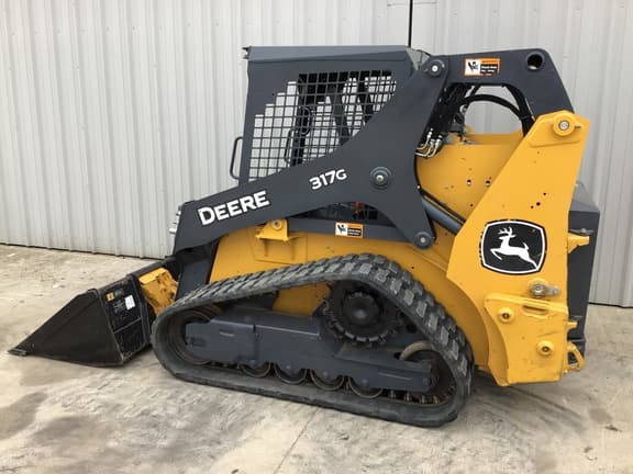 Image of John Deere 317G equipment image 3