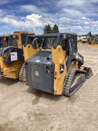 Image of John Deere 317G equipment image 4