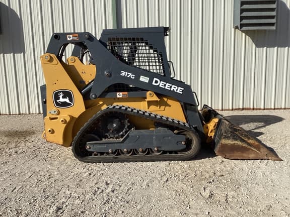Image of John Deere 317G equipment image 3