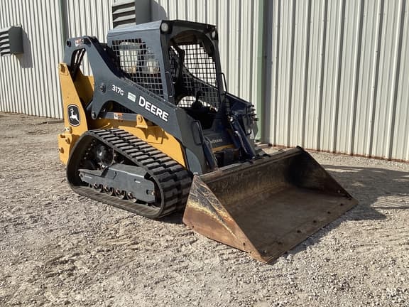 Image of John Deere 317G equipment image 4