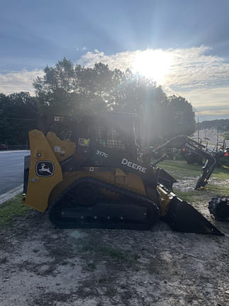 Image of John Deere 317G equipment image 2