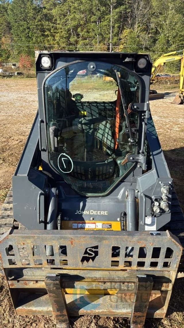 Image of John Deere 317G equipment image 2