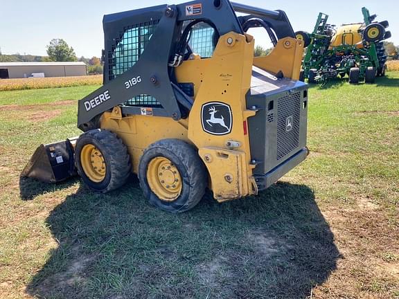 Image of John Deere 318G equipment image 2