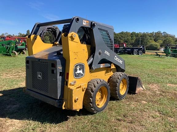 Image of John Deere 318G equipment image 3