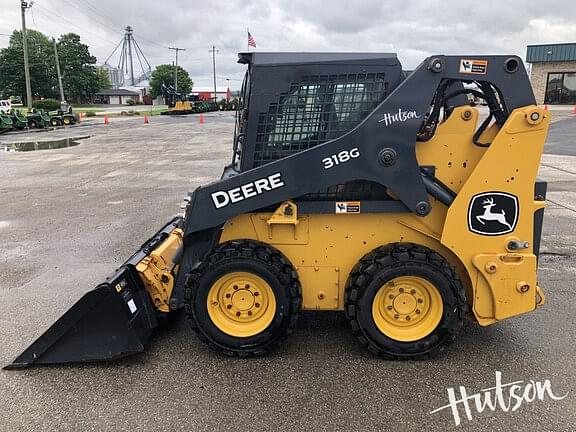 Image of John Deere 318G equipment image 3