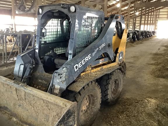 Image of John Deere 318G equipment image 1