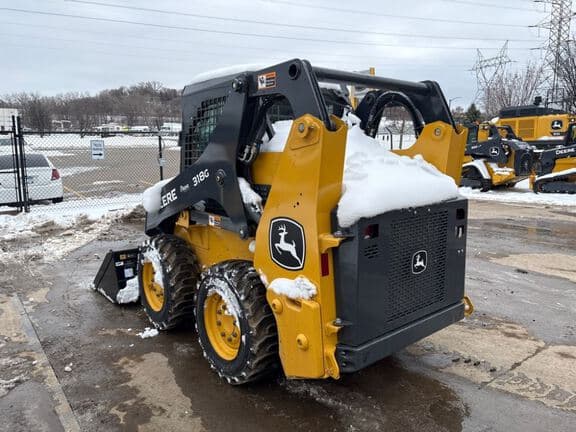 Image of John Deere 318G equipment image 2