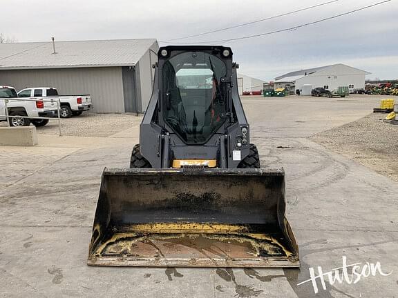 Image of John Deere 318G equipment image 2