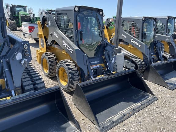 Image of John Deere 318G Image 1