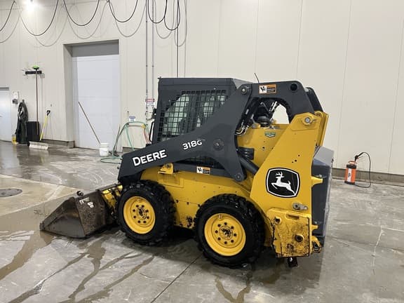 Image of John Deere 318G equipment image 3