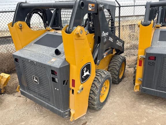 Image of John Deere 318G equipment image 3