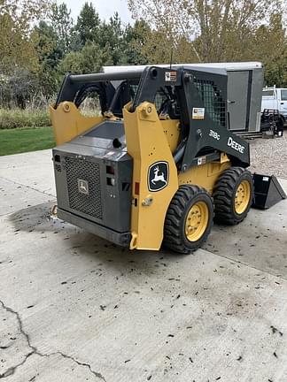 Image of John Deere 318G equipment image 2