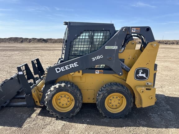 Image of John Deere 318G equipment image 1