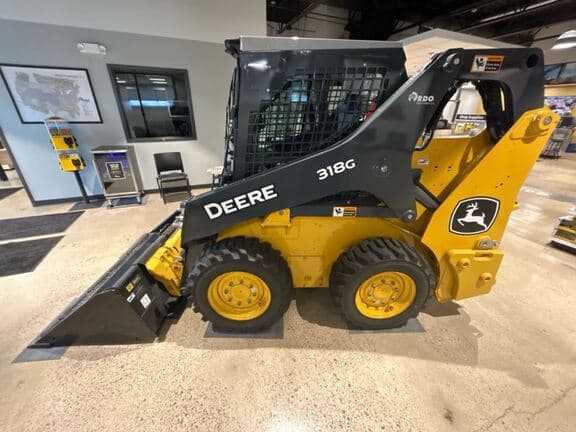 Image of John Deere 318G equipment image 1