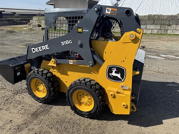 Image of John Deere 318G equipment image 1