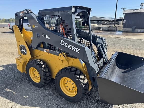 Image of John Deere 318G equipment image 3