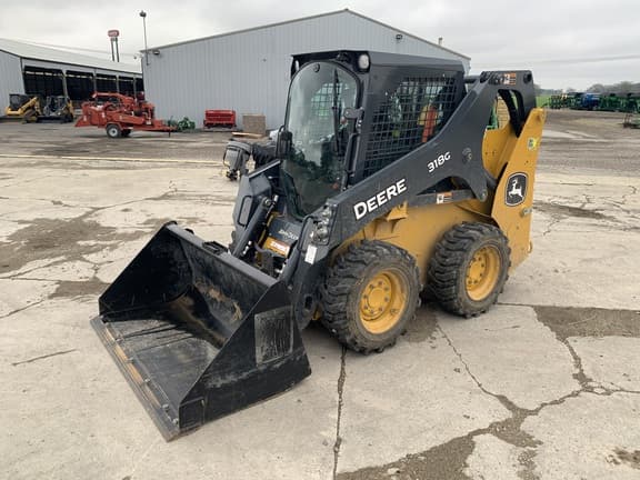 Image of John Deere 318G equipment image 4