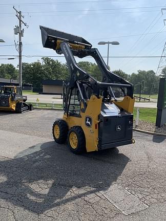 Image of John Deere 318G equipment image 3