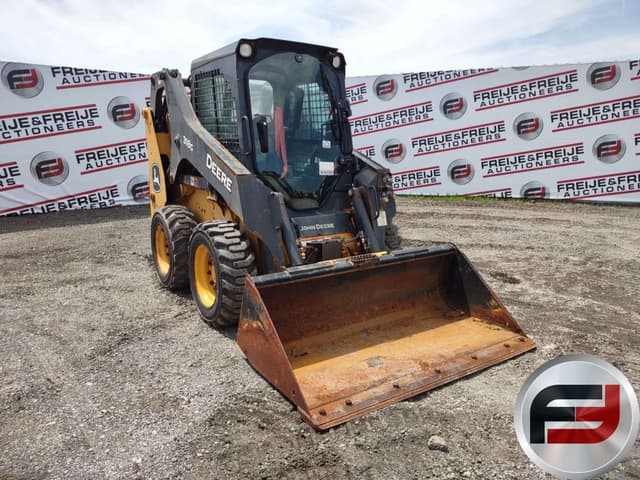 Image of John Deere 318G equipment image 2