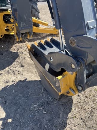 Image of John Deere 320P equipment image 4