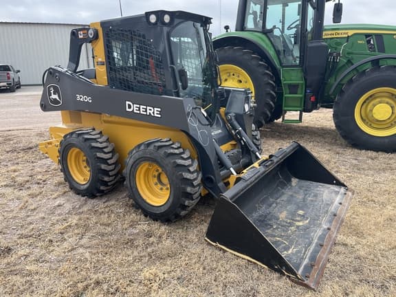 Image of John Deere 320G equipment image 1