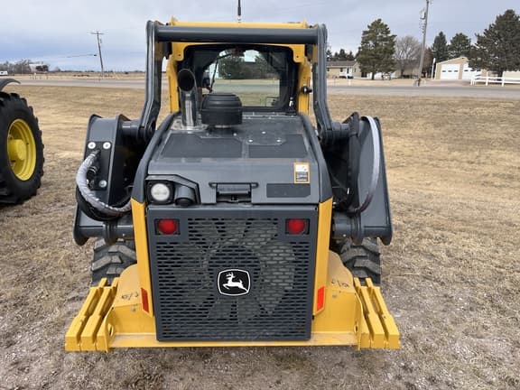 Image of John Deere 320G equipment image 2
