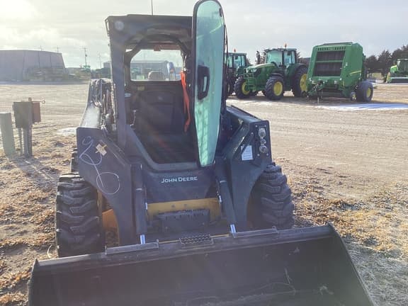 Image of John Deere 320G equipment image 2