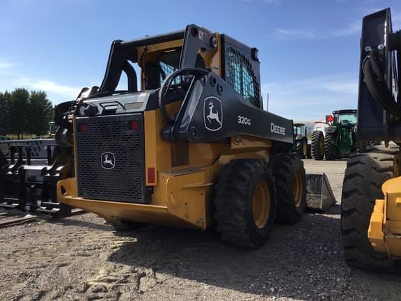 Image of John Deere 320G equipment image 1