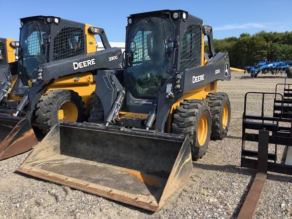 Image of John Deere 320G Primary image