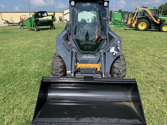 Image of John Deere 320G equipment image 2