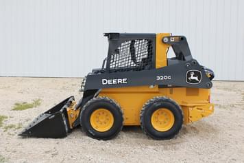 Main image John Deere 320G