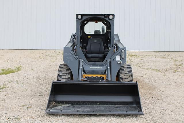 Image of John Deere 320G equipment image 2